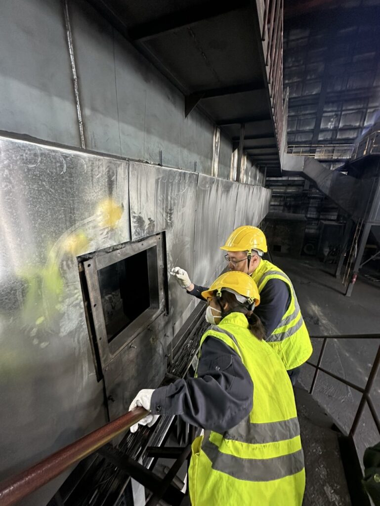 Jianjie at mongolia doing site visit